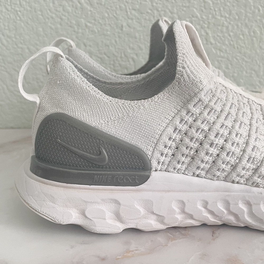 NIKE || React Phantom Sneakers - Picture 5 of 13